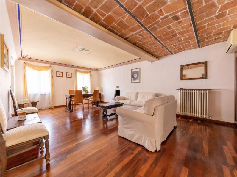 Royal Domus Perugia - Via Mazzini Apartment Exterior foto